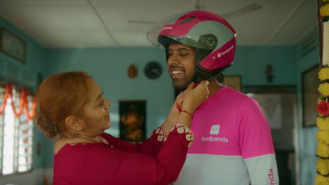 ibu-anak-kasih-sayang-perayaan
